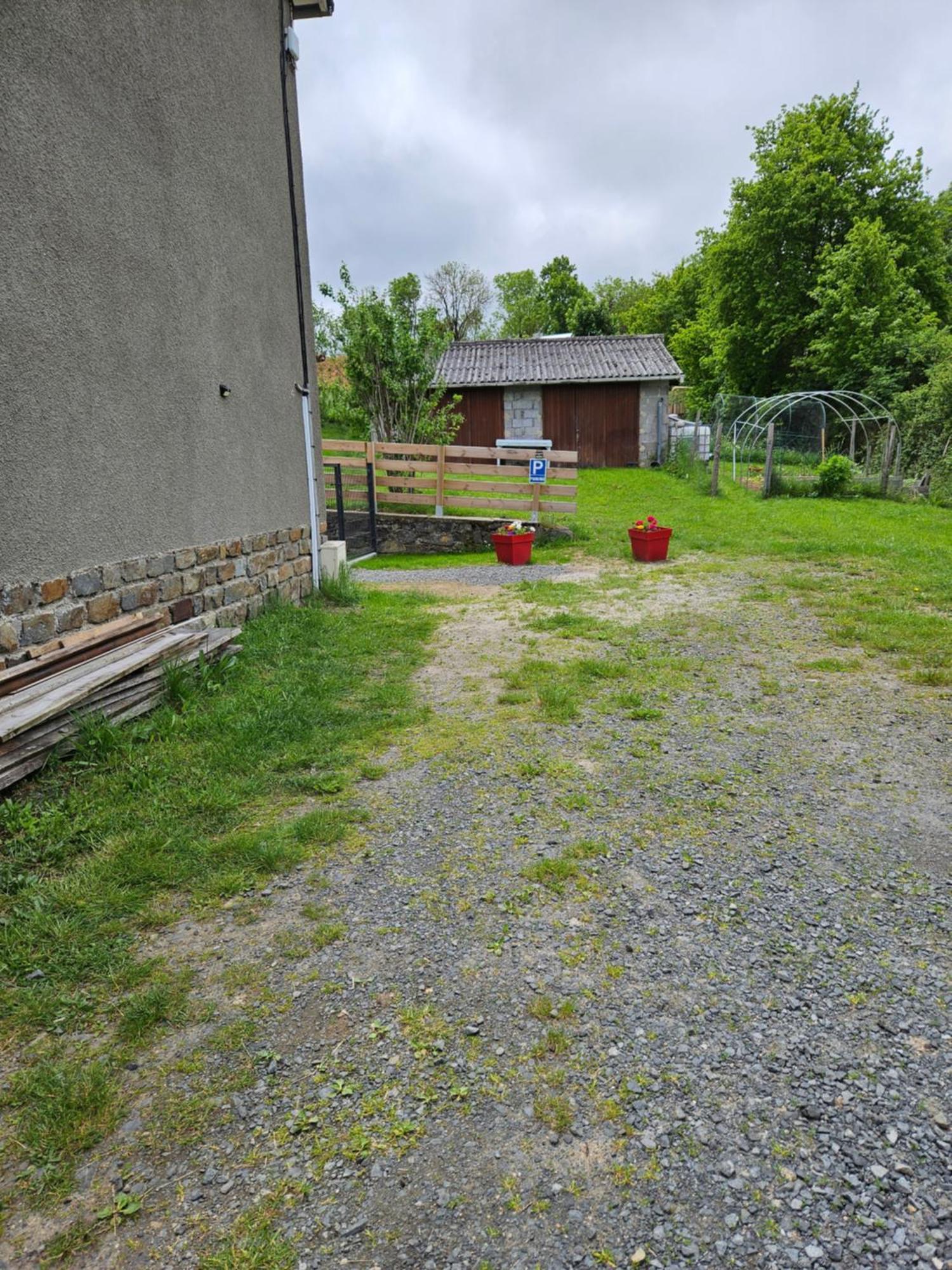 Appartement Le Crozatier Saint-Georges (Cantal) Exterior foto